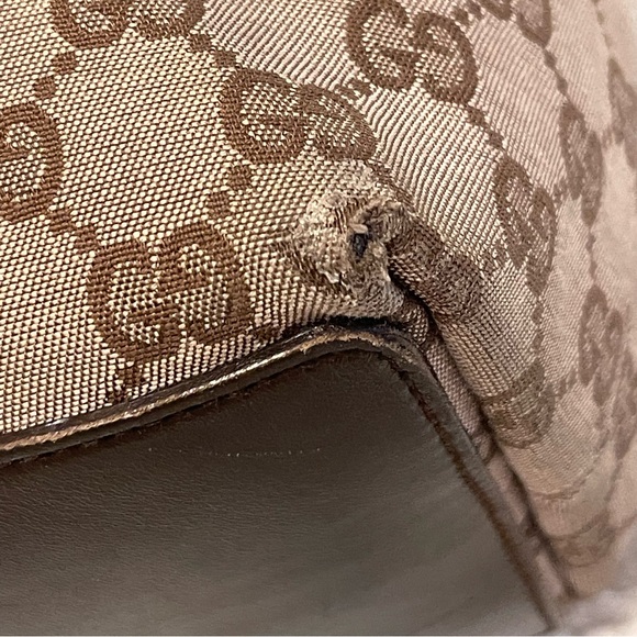 GUCCI Monogram Tote - Picture 9 of 13